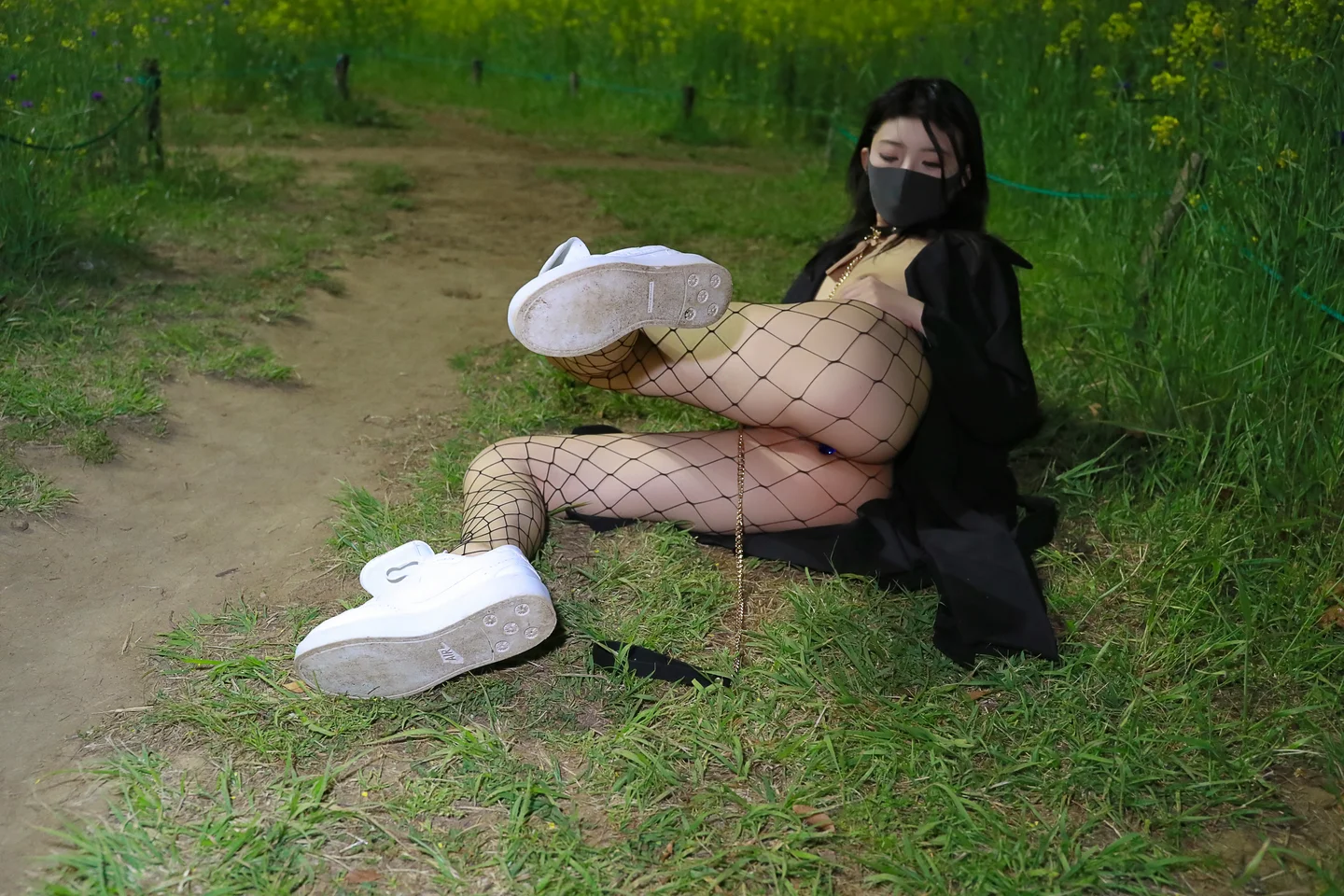 李佳 - No.011 户外带文字 [47P-256MB] tg@simisebaisi 【丝足阁】008.webp